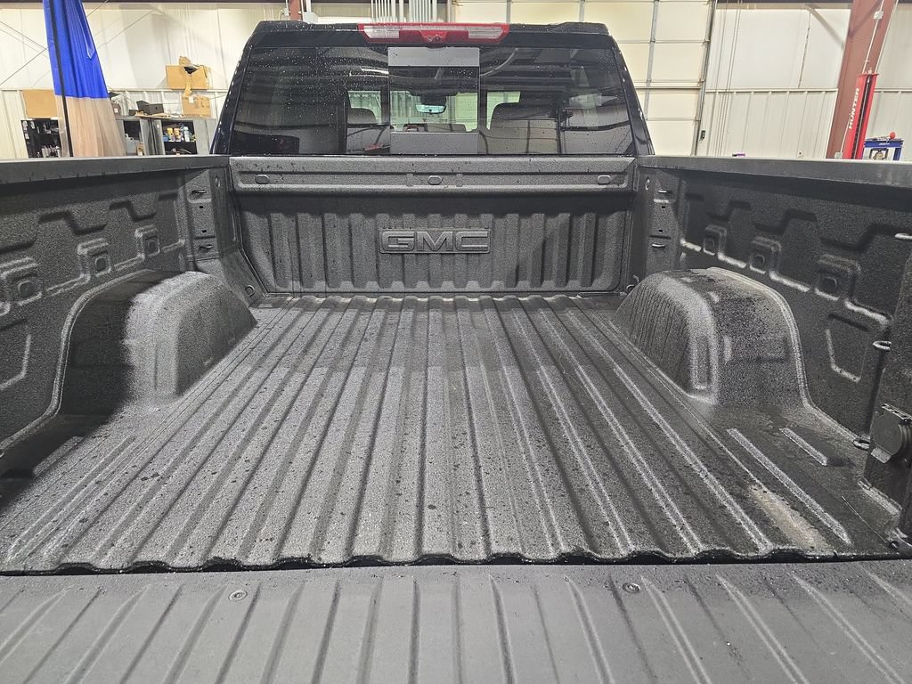 New 2026 GMC Sierra 1500 AT4 w/ AT4 Premium Package AWD/4WD image 12