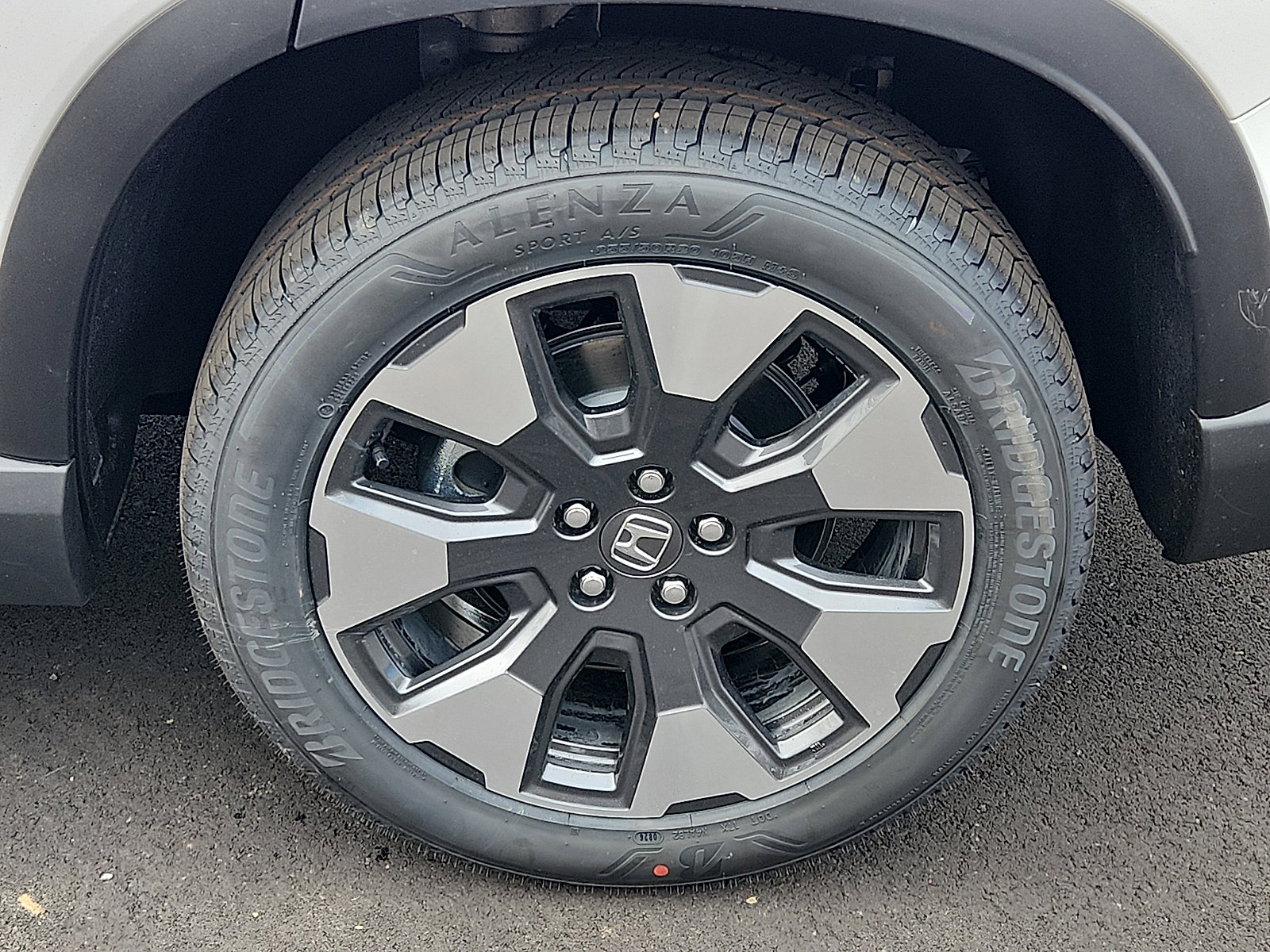 New 2026 Honda Pilot Elite image 5