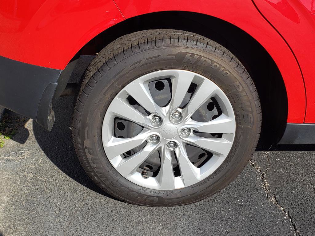 Used 2020 Kia Soul LX image 27