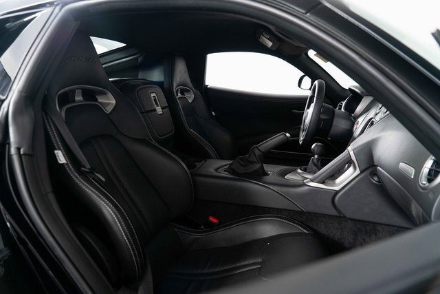 Used 2014 SRT Viper GTS w/ GTS Laguna Interior Package image 24