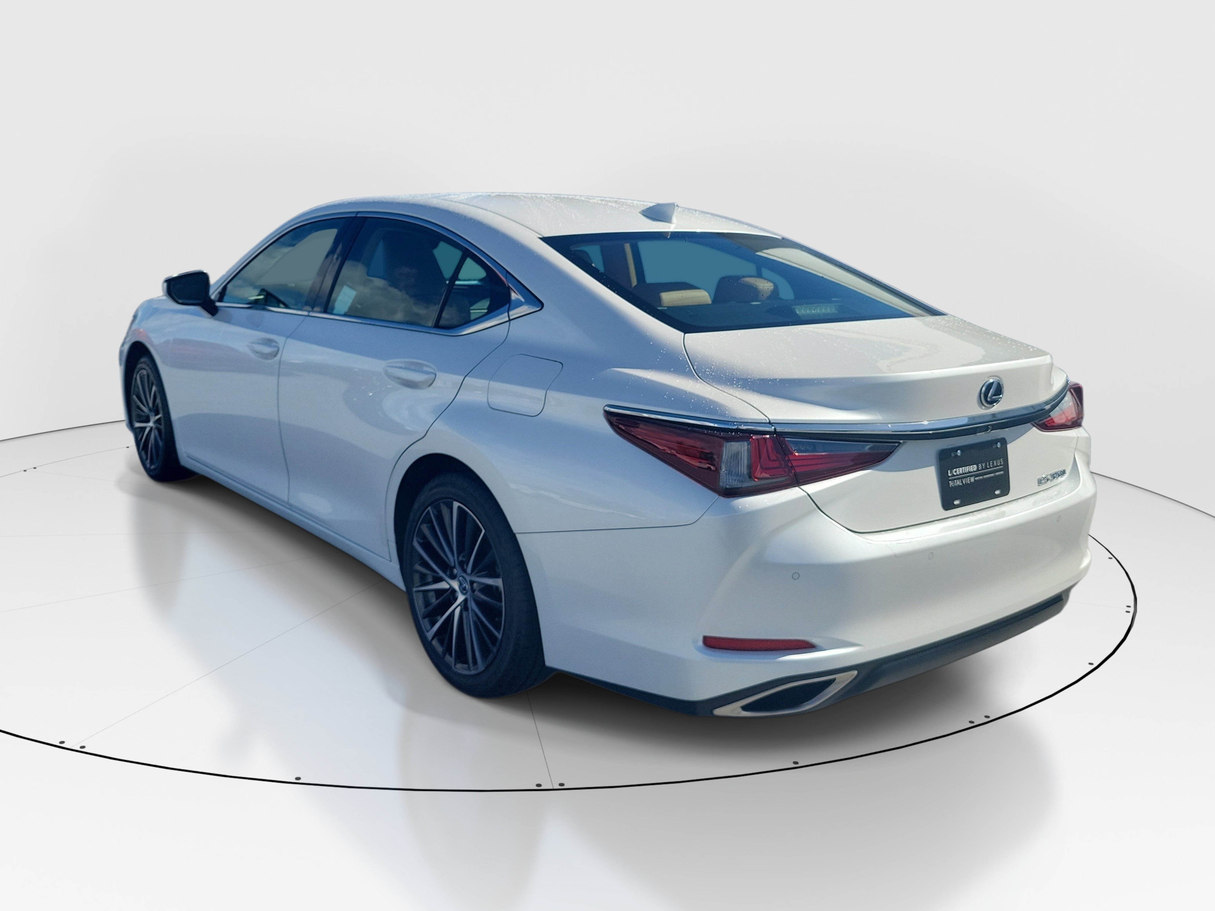 Certified 2024 Lexus ES 350 w/ Premium Package FWD image 4
