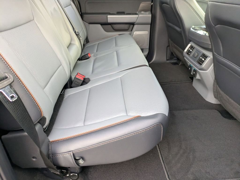 New 2025 Ford F150 Lariat w/ Equipment Group 501A Mid image 45