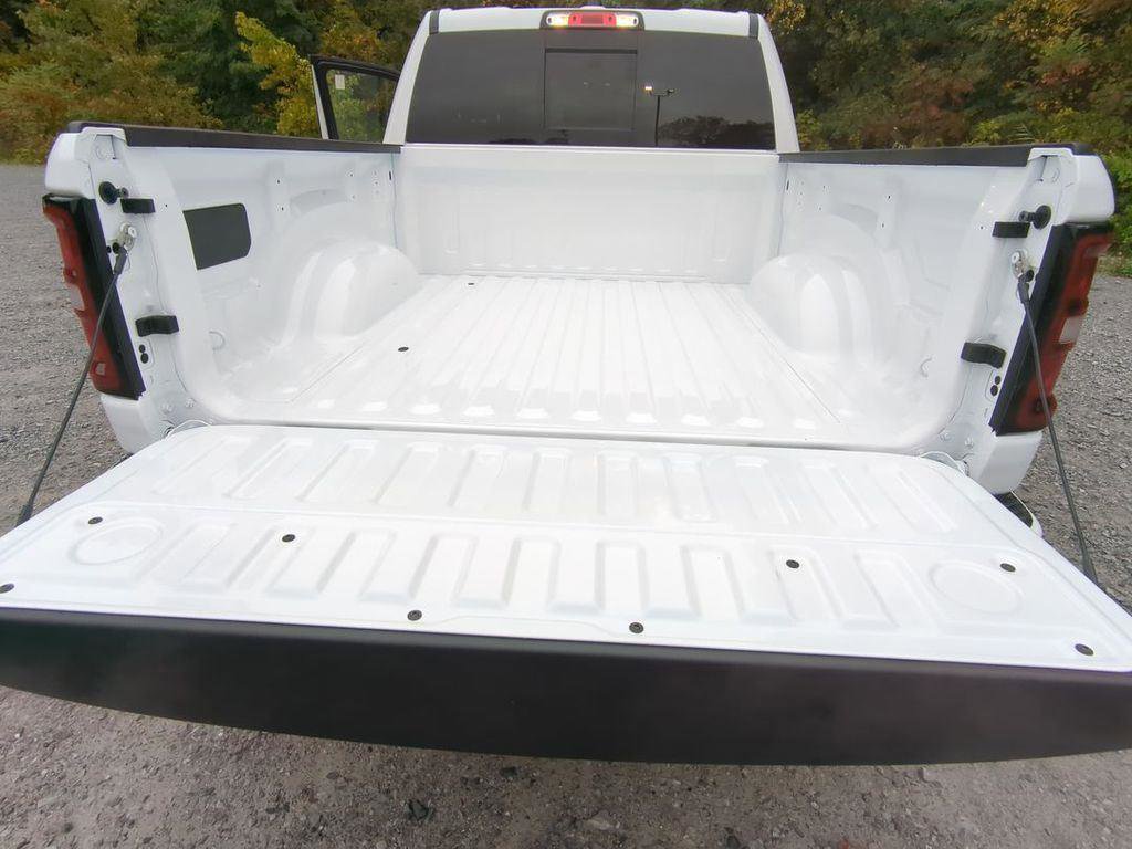 New 2026 RAM 1500 Big Horn AWD/4WD image 21