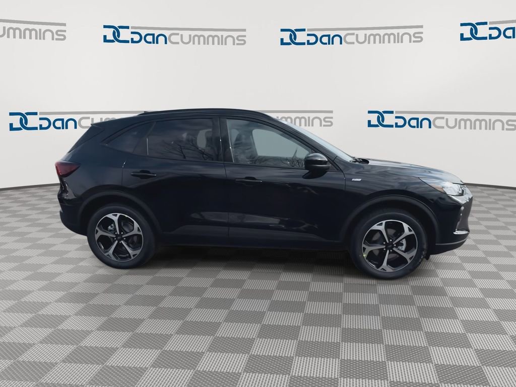 New 2025 Ford Escape ST-Line Select image 9
