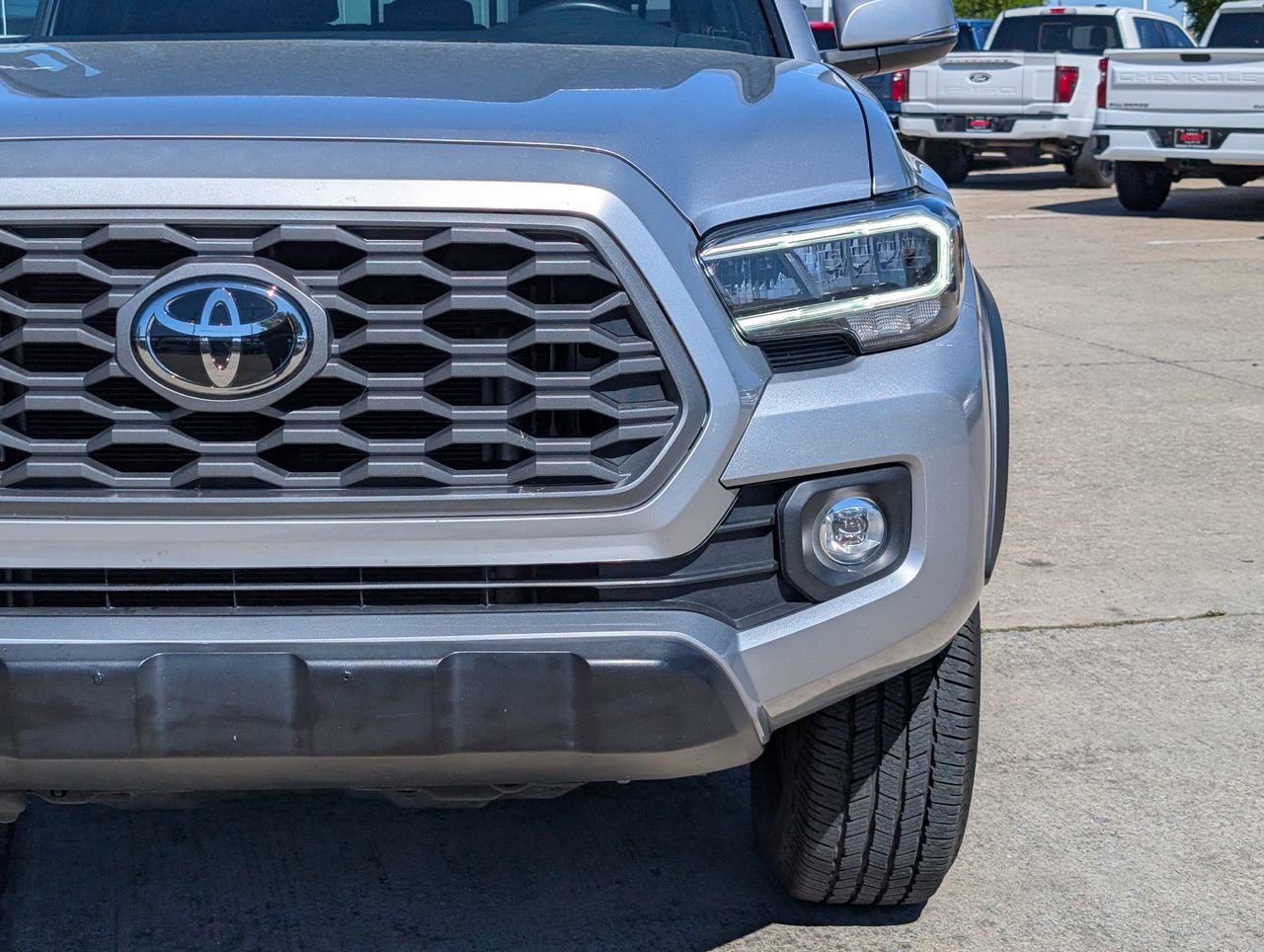 Used 2021 Toyota Tacoma TRD Off-Road image 9