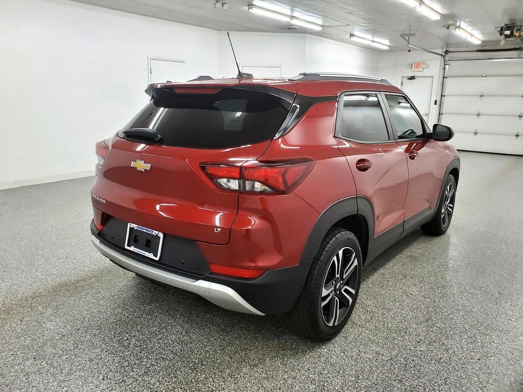 Certified 2021 Chevrolet TrailBlazer LT w/ Premium Seating Package image 4