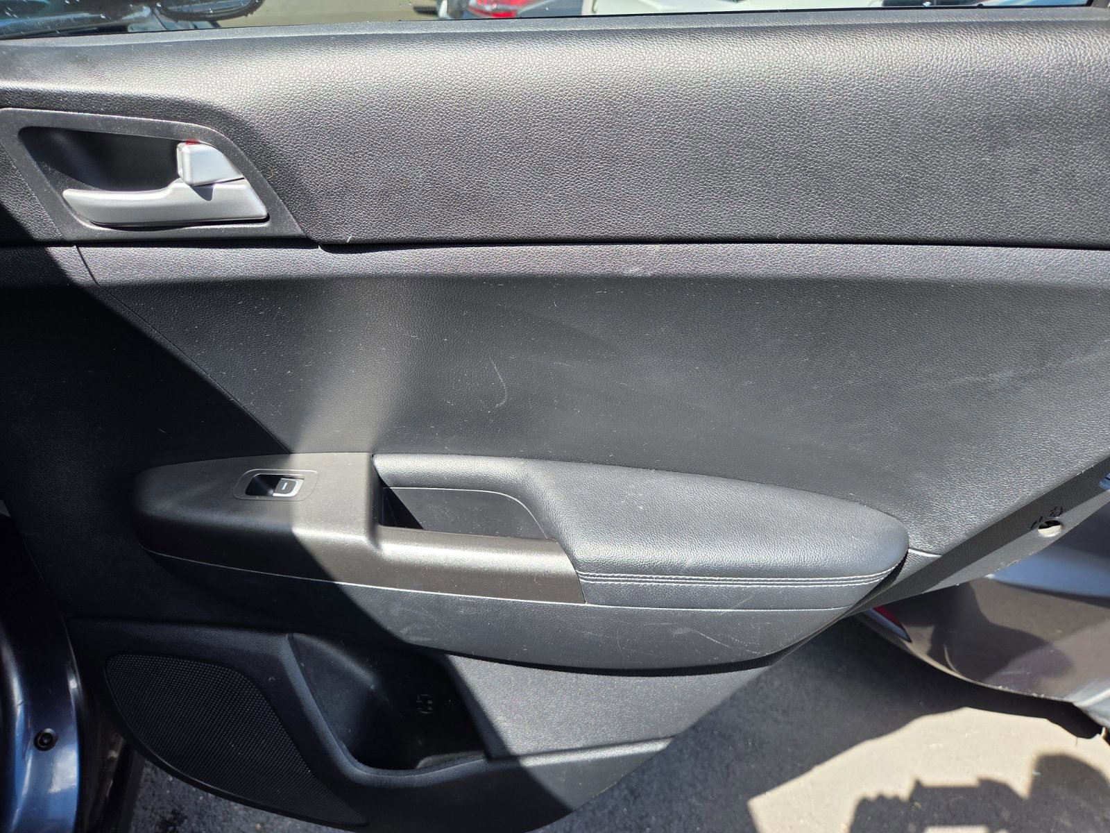 Used 2018 Kia Sportage LX w/ LX Popular Package image 12