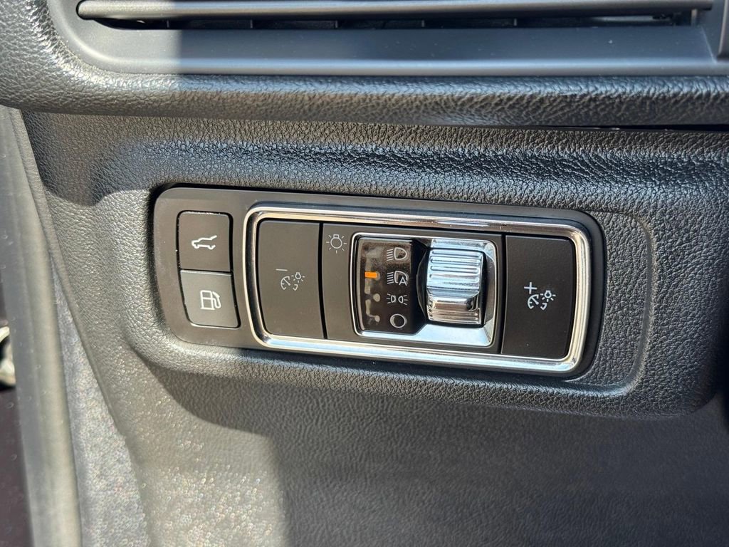 Used 2023 Lincoln Corsair Grand Touring image 22