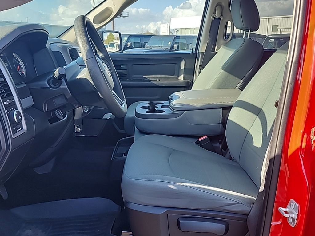 Certified 2016 RAM 1500 Express image 18