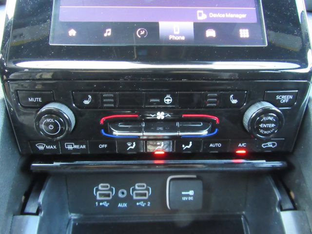 Used 2025 Jeep Grand Cherokee Altitude AWD/4WD image 45