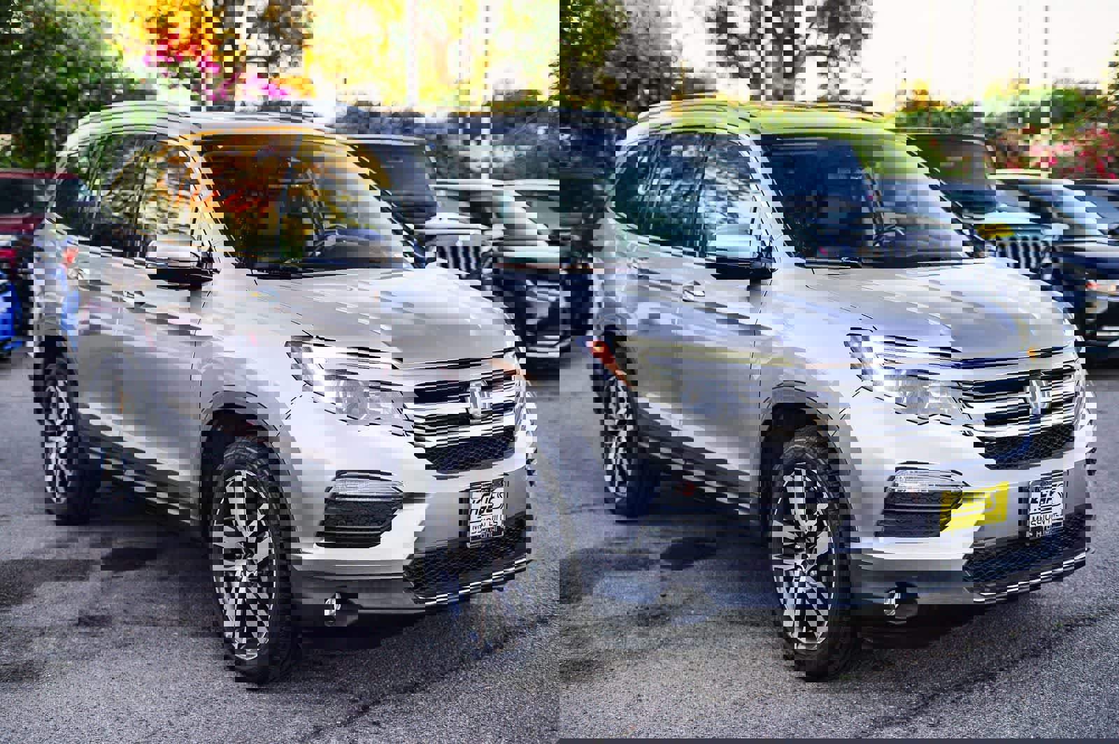 Used 2017 Honda Pilot Elite image 5