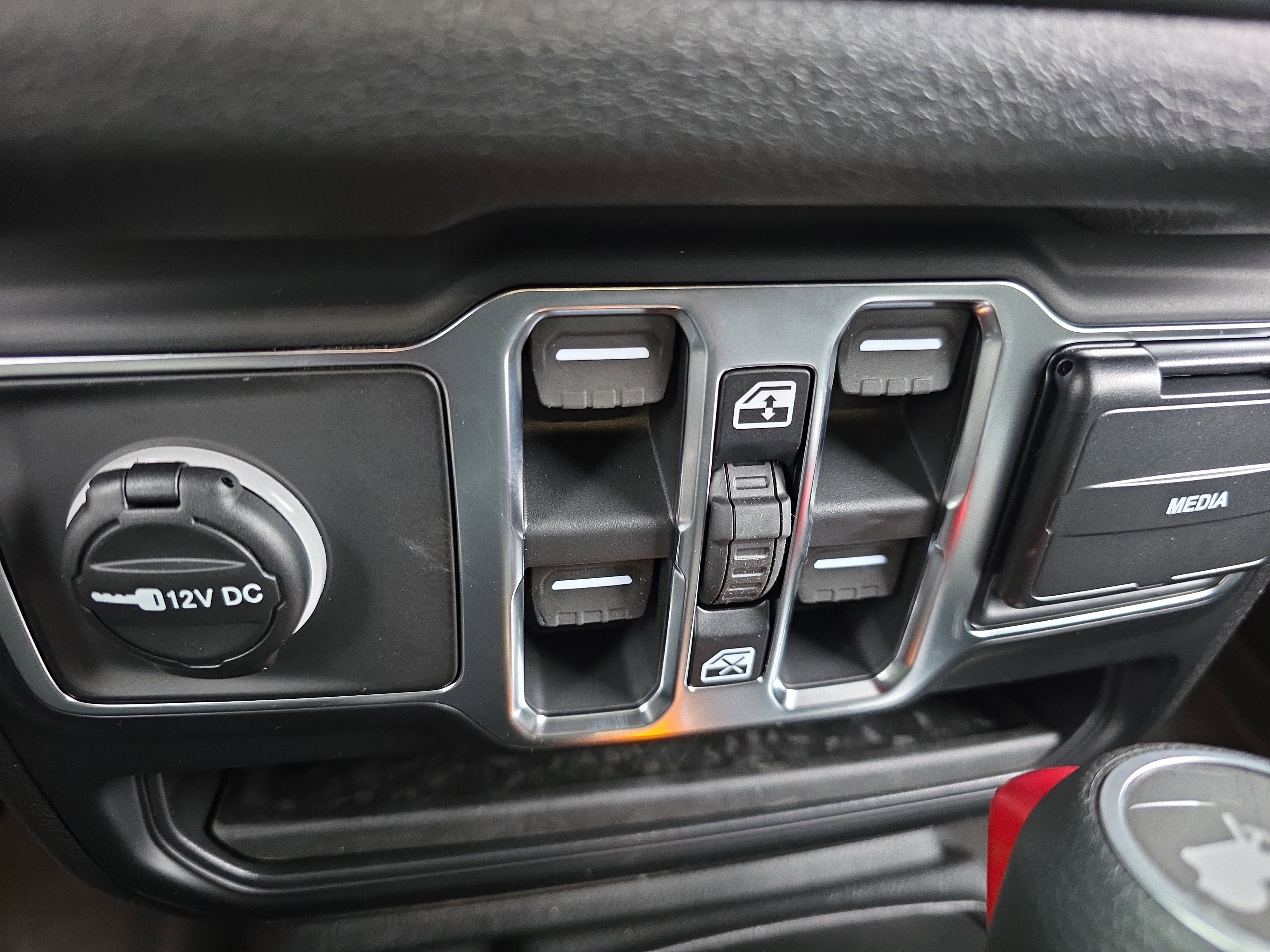 New 2026 Jeep Wrangler Unlimited Sport AWD/4WD image 9