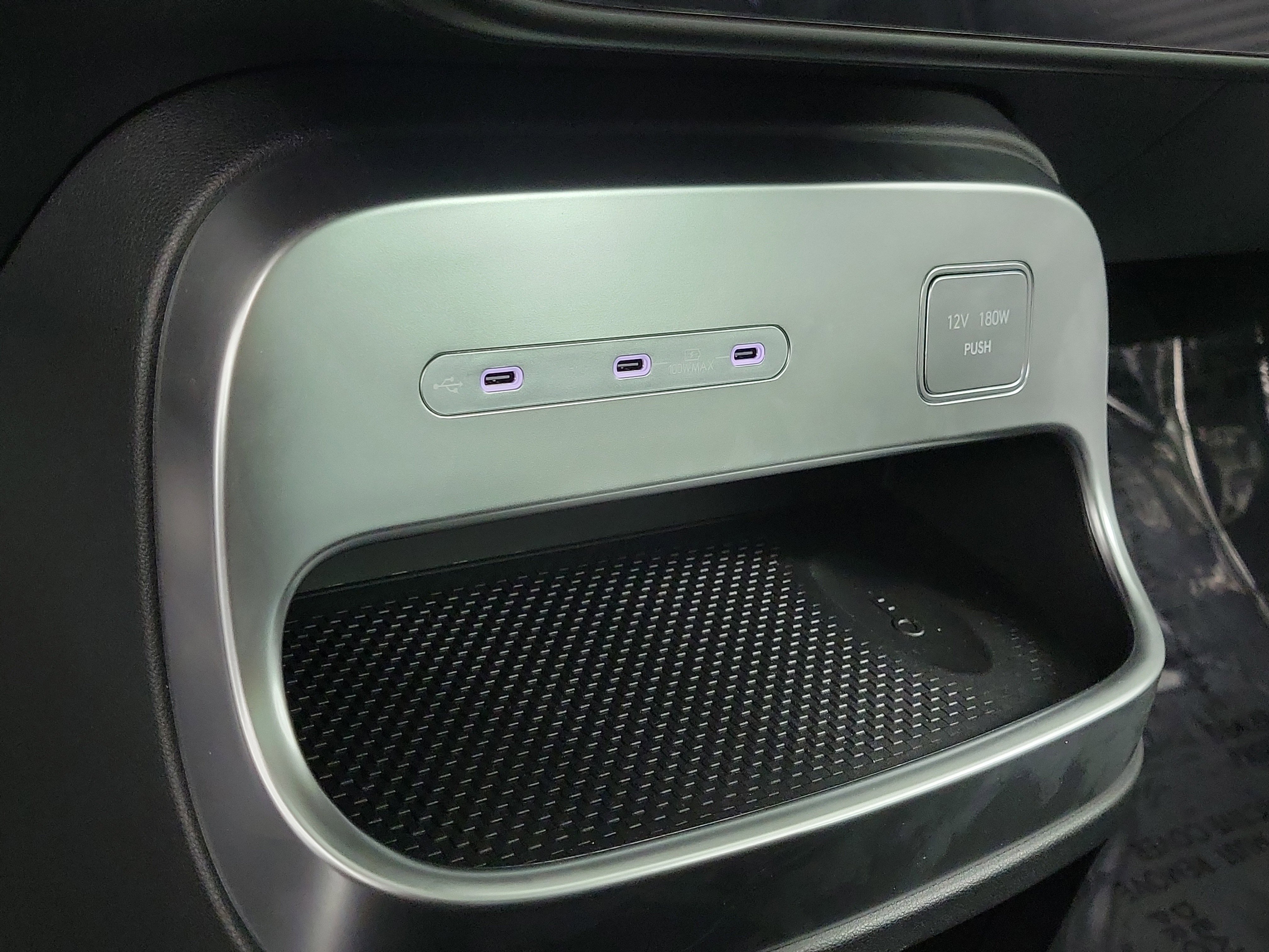 New 2026 Hyundai Ioniq 9 Limited image 18