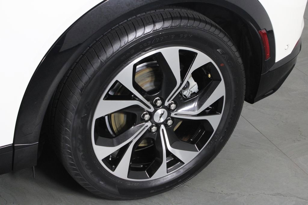 Used 2021 Ford Mustang Mach-E Premium image 11