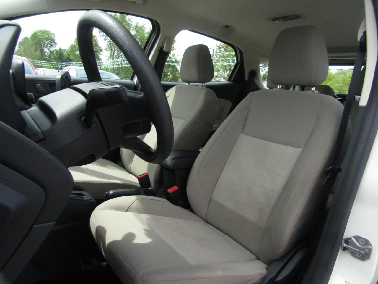 Used 2019 Ford EcoSport S FWD image 12