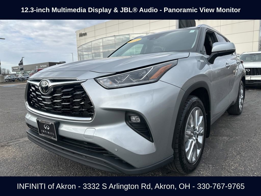 Used 2022 Toyota Highlander Limited AWD/4WD image 1