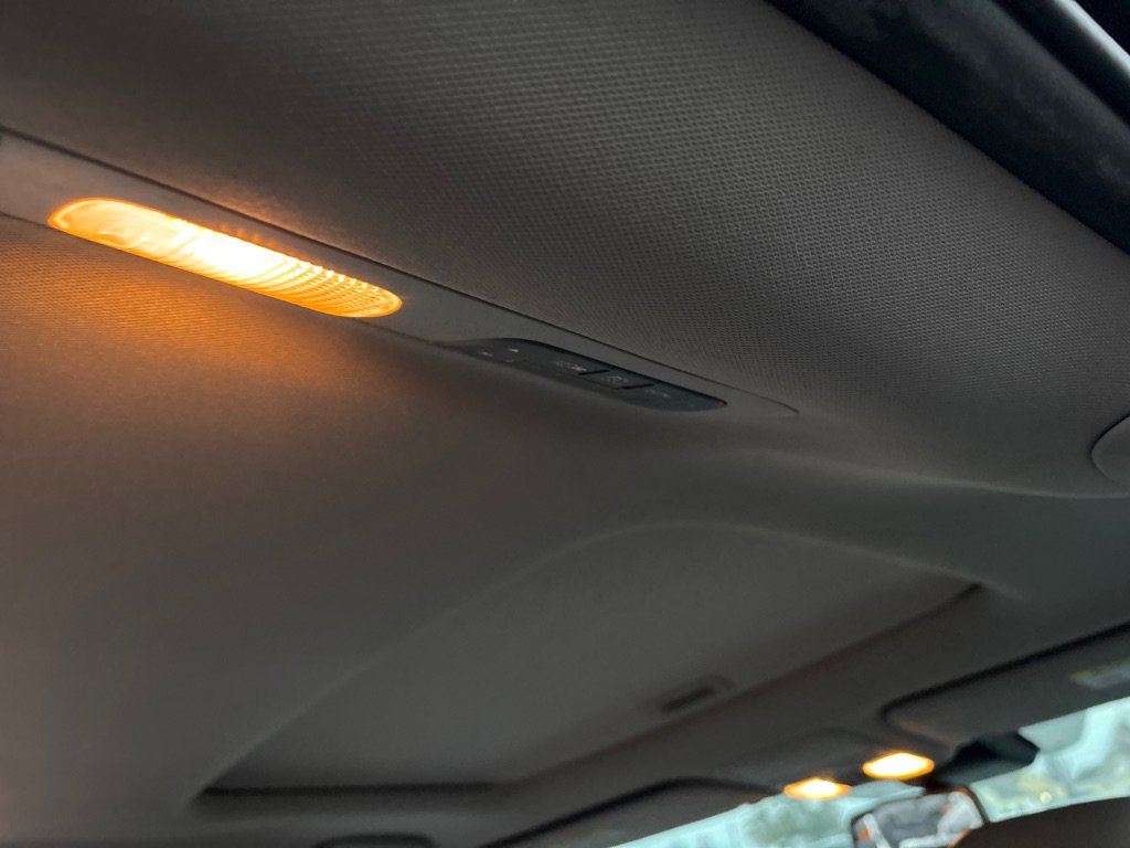 Used 2014 Honda Odyssey EX-L image 17