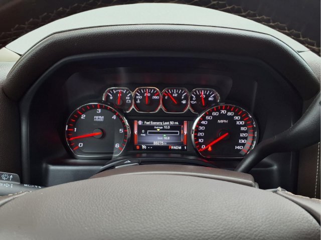 Used 2015 GMC Sierra 2500 SLT w/ Suspension Package, Off-Road AWD/4WD image 14