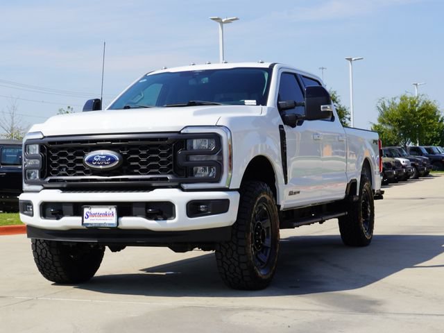 Used 2024 Ford F250 Lariat w/ Sport Appearance Package AWD/4WD image 7