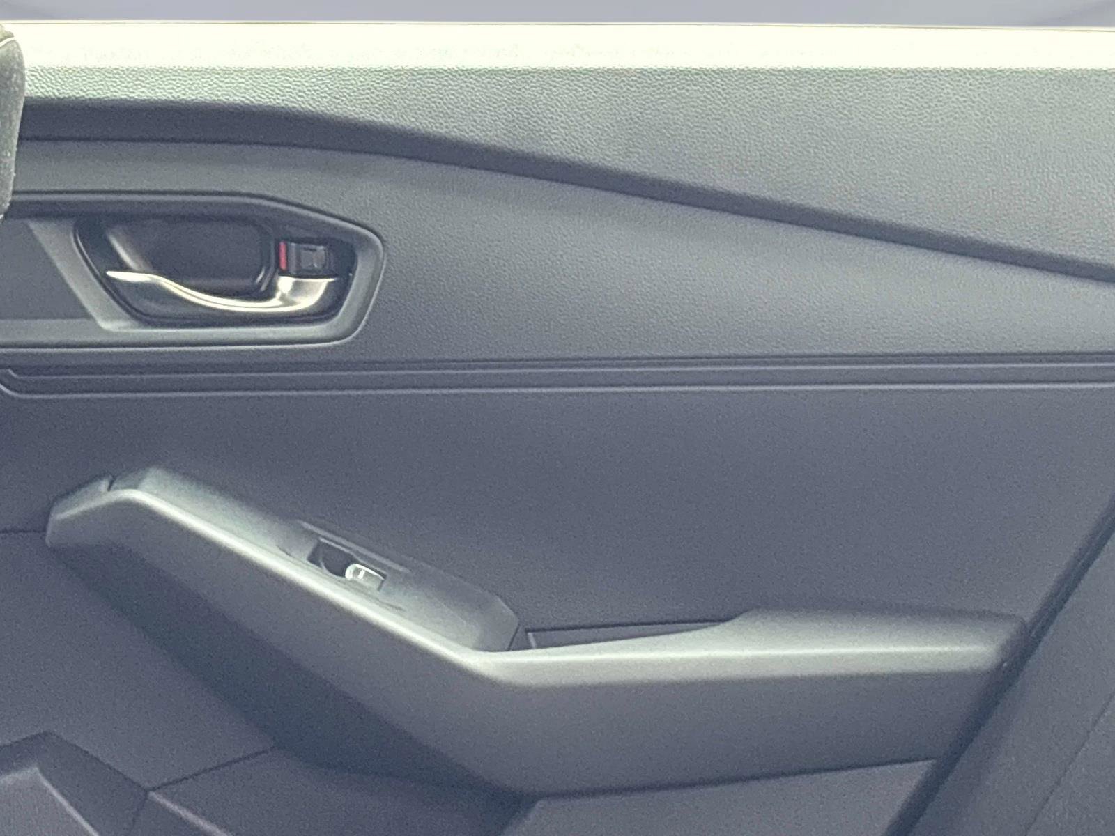 Used 2023 Honda Accord EX image 14