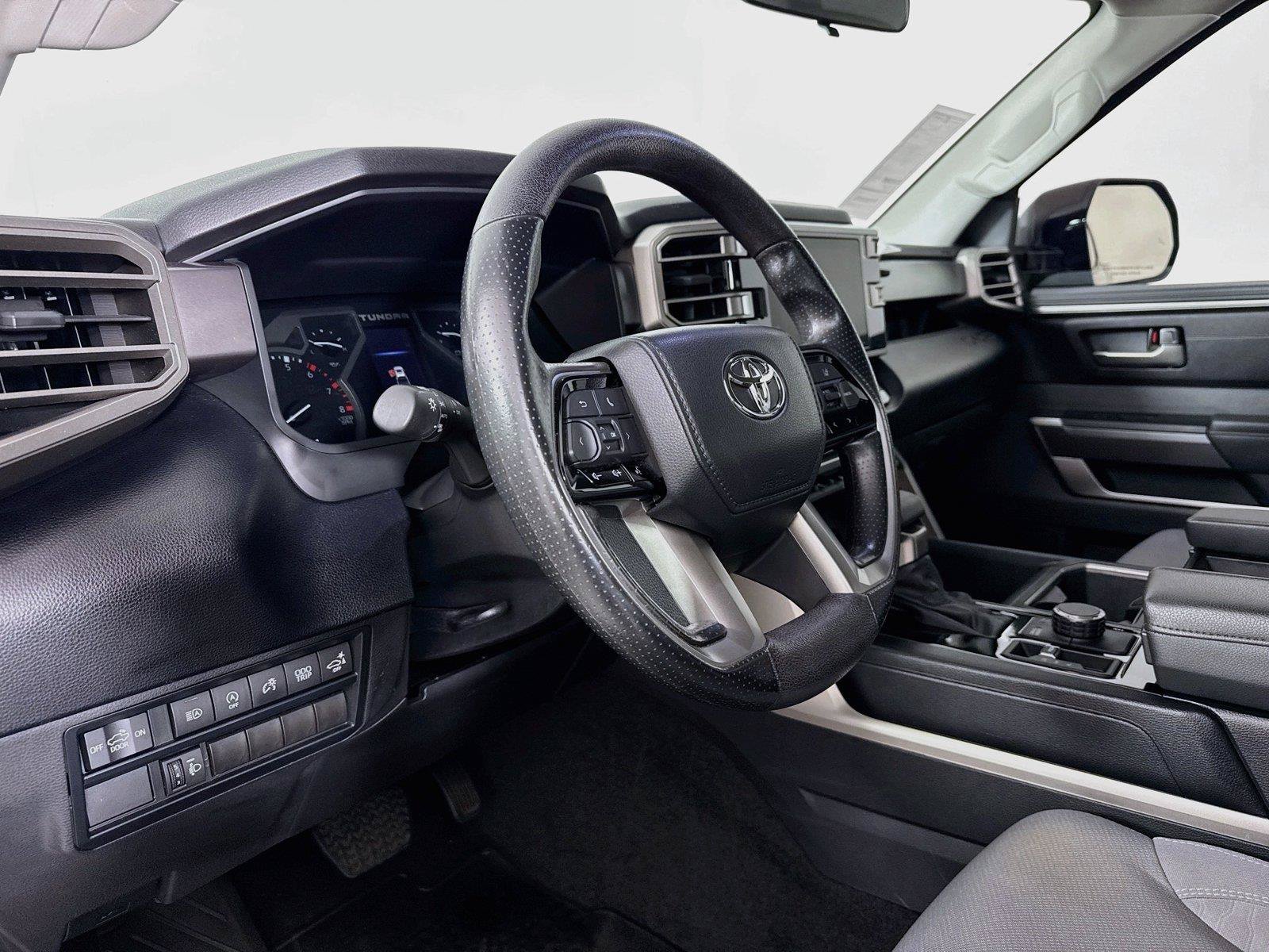 Used 2023 Toyota Tundra SR5 w/ SR5 Convenience Package AWD/4WD image 4