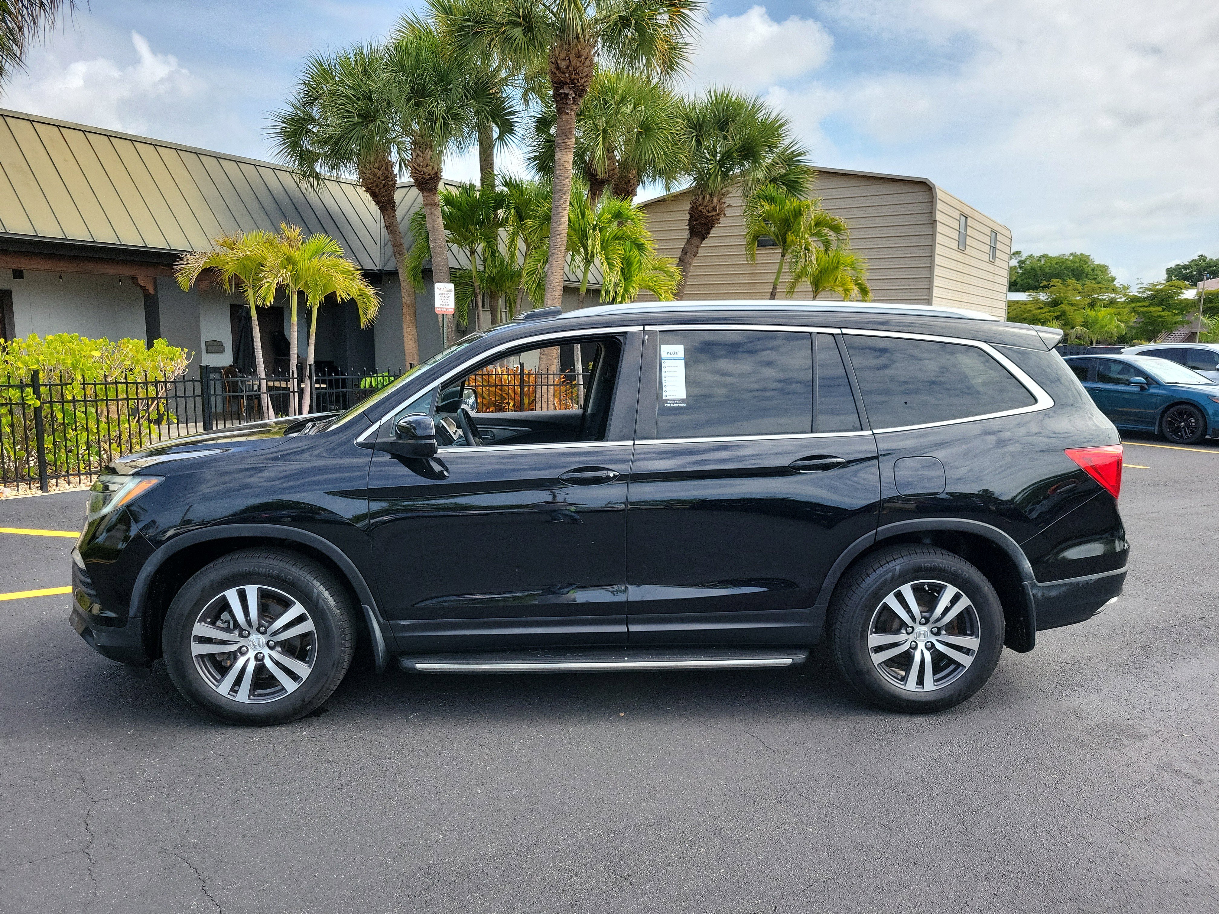 Used 2018 Honda Pilot EX-L image 10