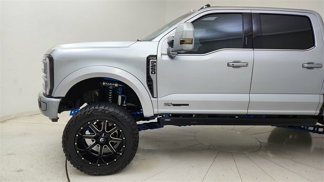 Used 2024 Ford F250 Limited w/ FX4 Off-Road Package image 9