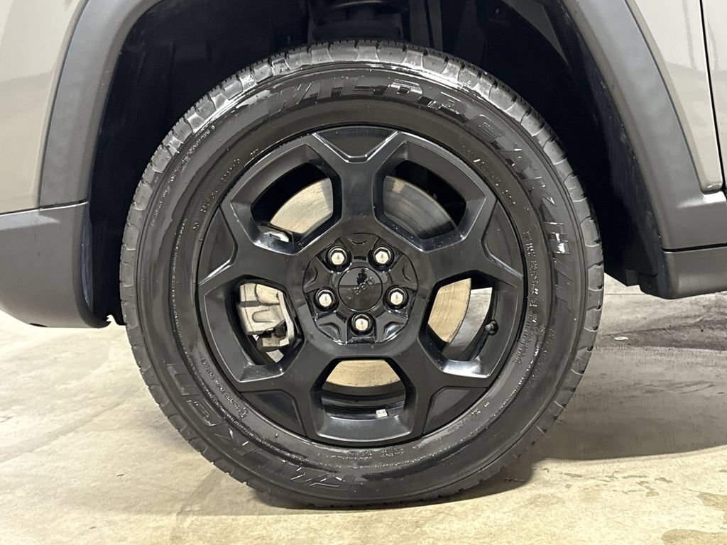 Used 2023 Jeep Compass Trailhawk w/ Trailhawk Elite Group AWD/4WD image 28