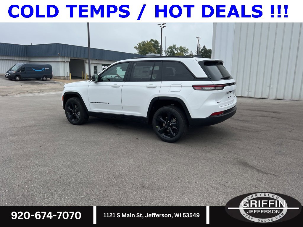 New 2025 Jeep Grand Cherokee Limited w/ Luxury Tech Group II image 16