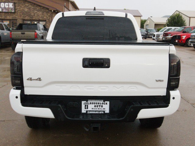 Used 2023 Toyota Tacoma SR5 AWD/4WD image 4