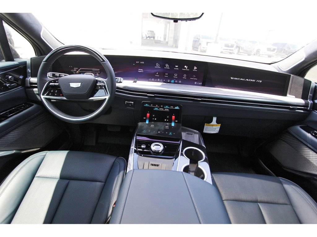 New 2026 Cadillac Escalade IQ Sport 2 w/ LPO, ONYX Package image 9
