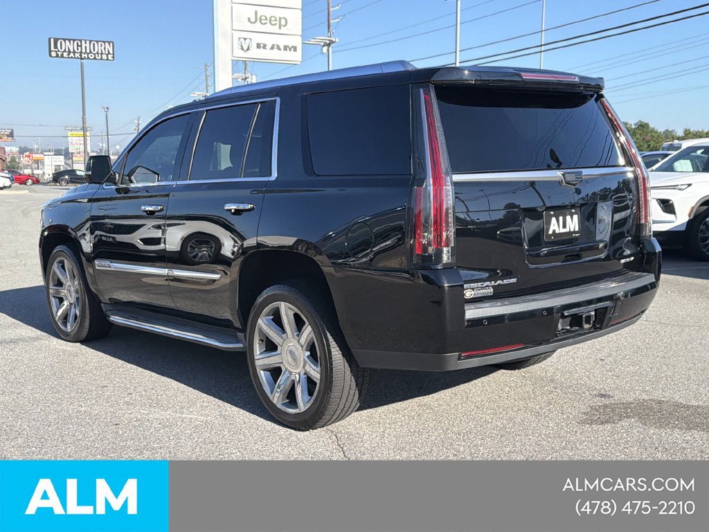 Used 2015 Cadillac Escalade Luxury RWD image 30