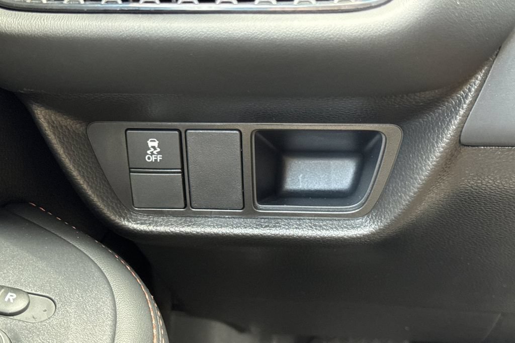 Certified 2025 Honda HR-V Sport image 33