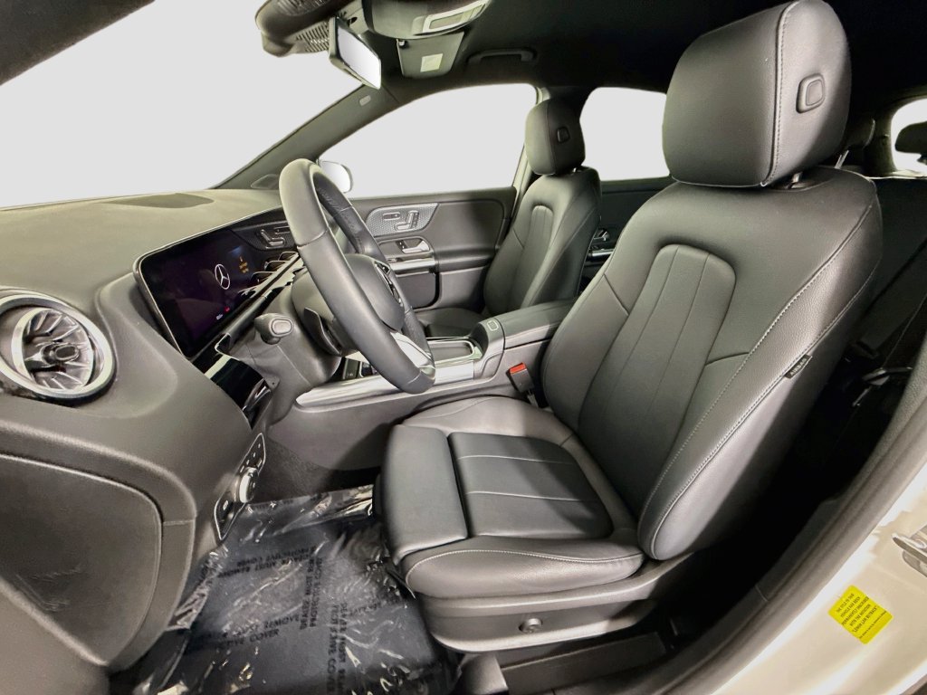 Used 2025 Mercedes-Benz GLA 250 image 20