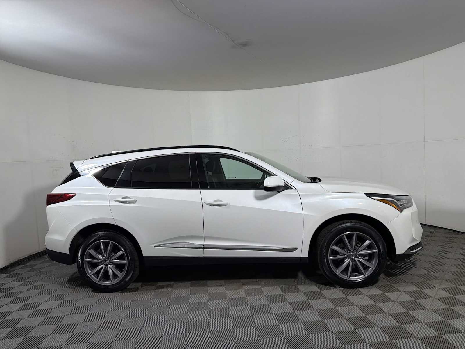 Used 2023 Acura RDX AWD w/ Technology Package image 7