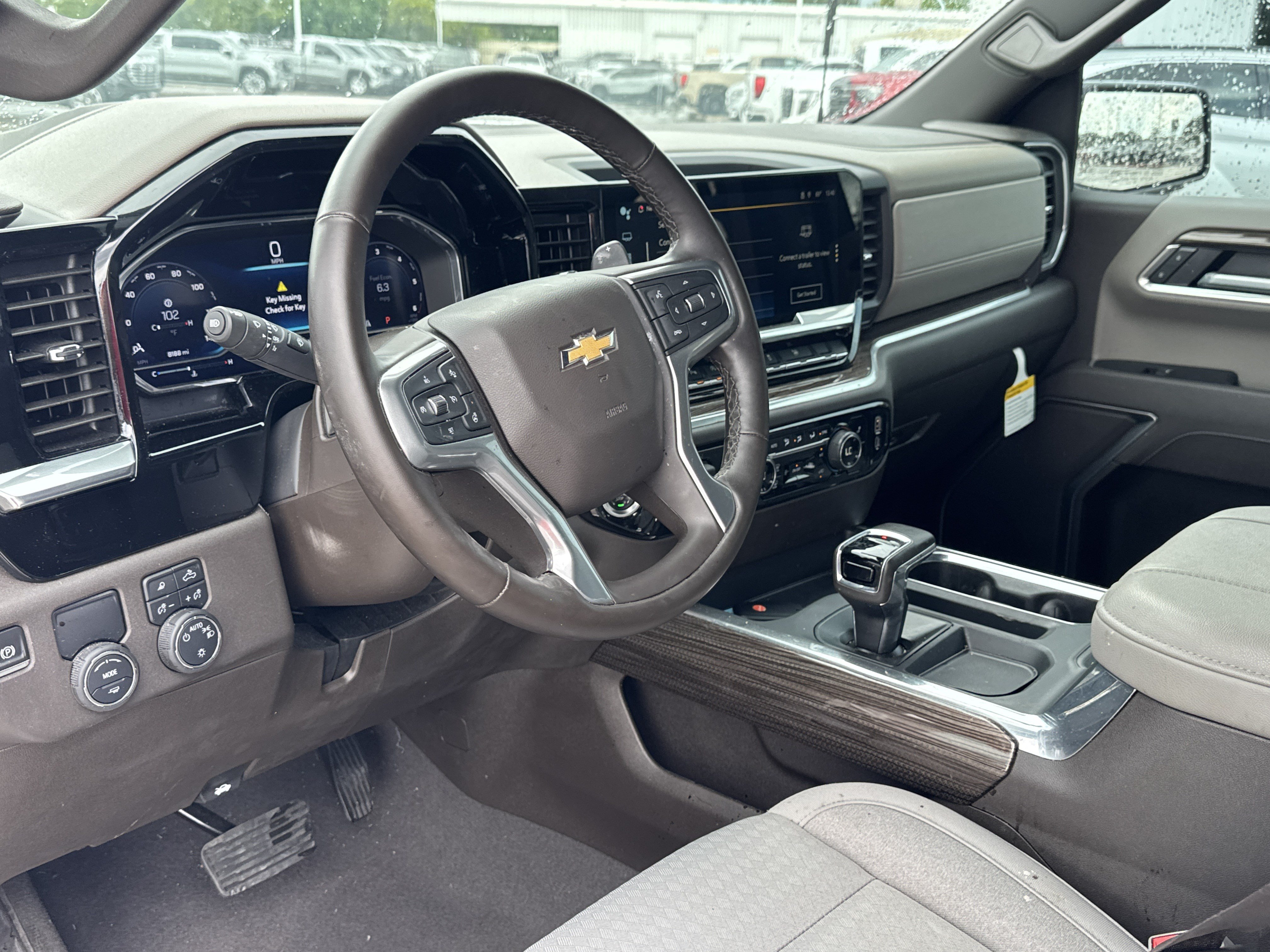Used 2025 Chevrolet Silverado 1500 LT w/ Texas Edition Plus RWD image 5