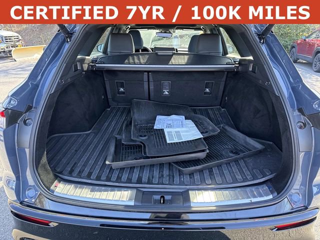 Used 2025 Toyota Crown Signia Limited image 12