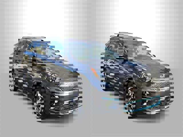 Used 2022 Kia Niro EX video 2