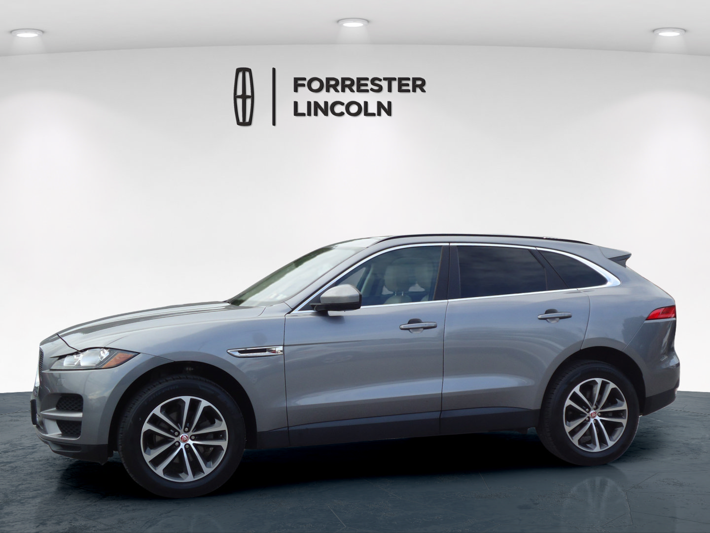 Used 2020 Jaguar F-PACE Premium AWD/4WD image 6