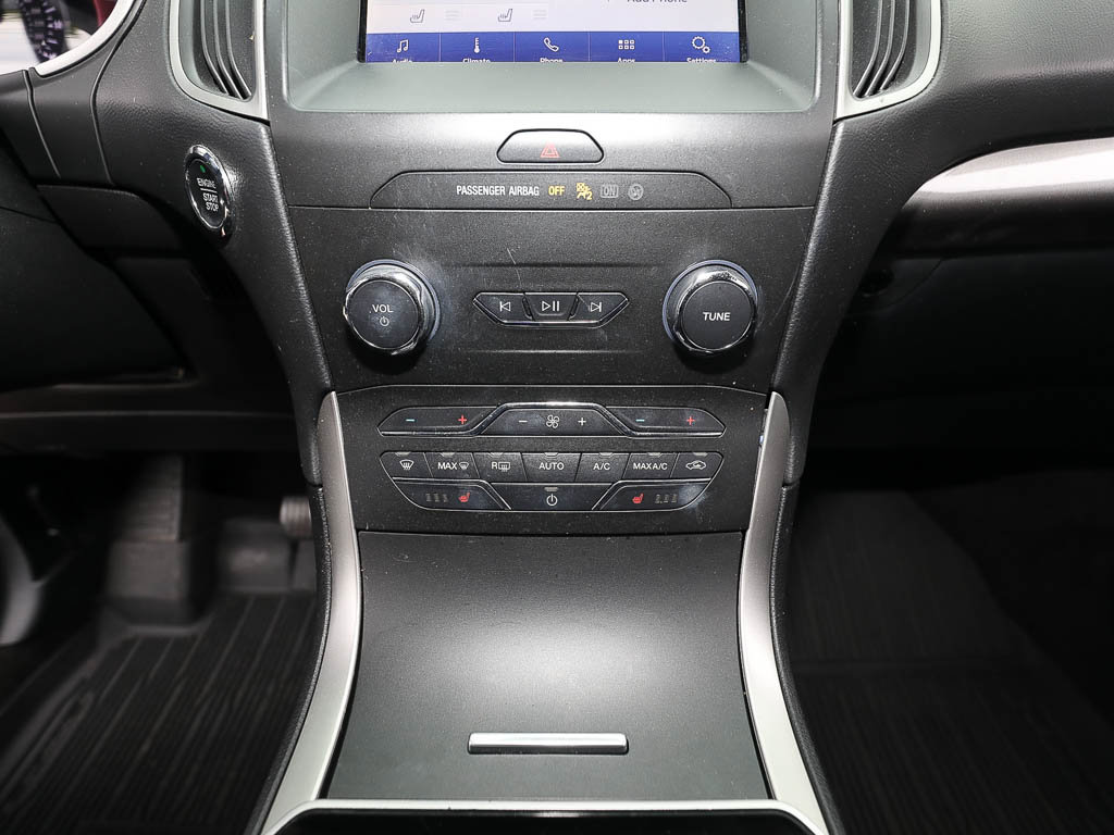 Used 2020 Ford Edge SEL FWD image 17