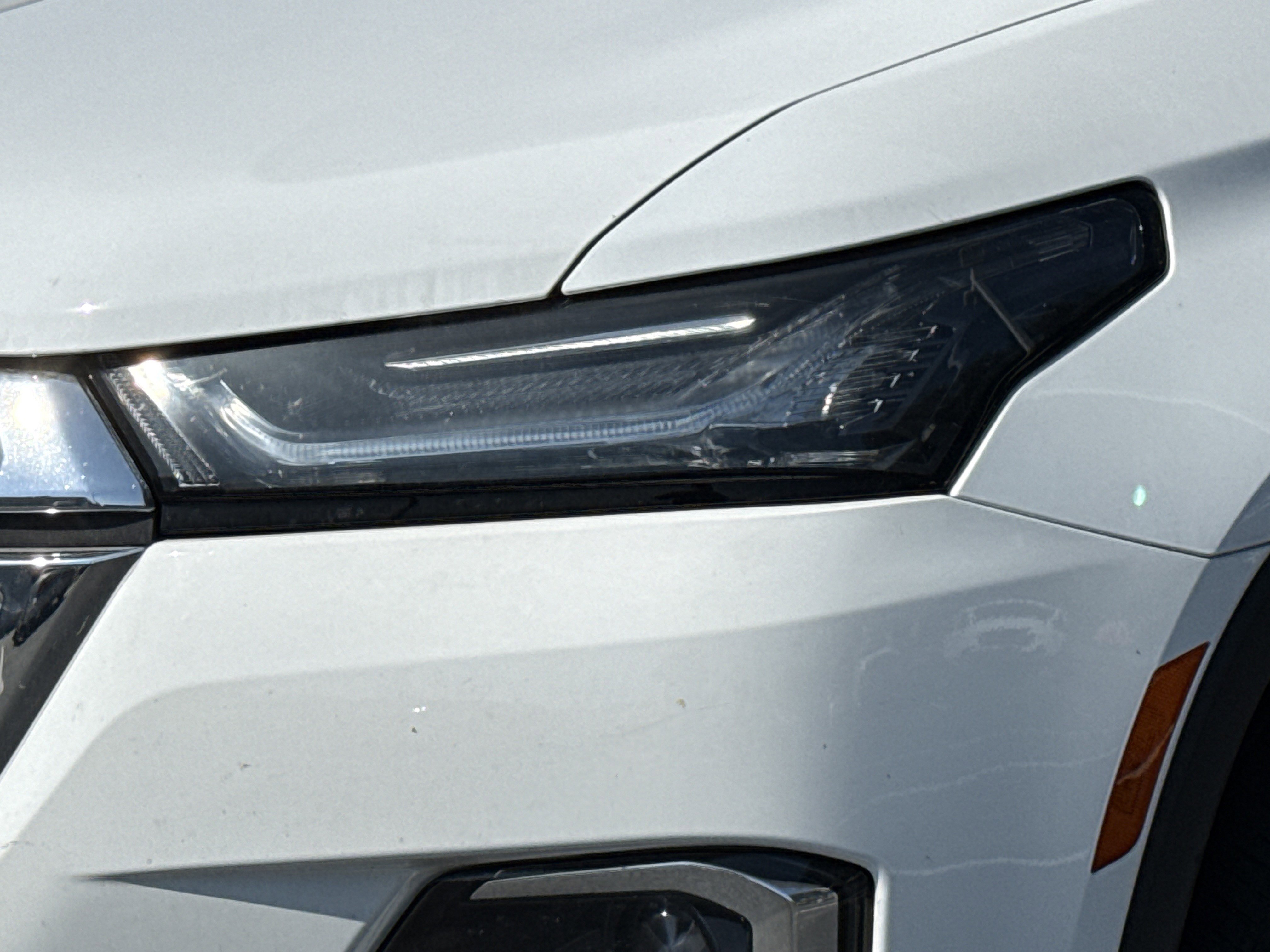 Used 2023 Chevrolet Traverse LT image 11