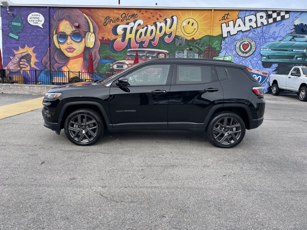 Used 2026 Jeep Compass Limited AWD/4WD image 2