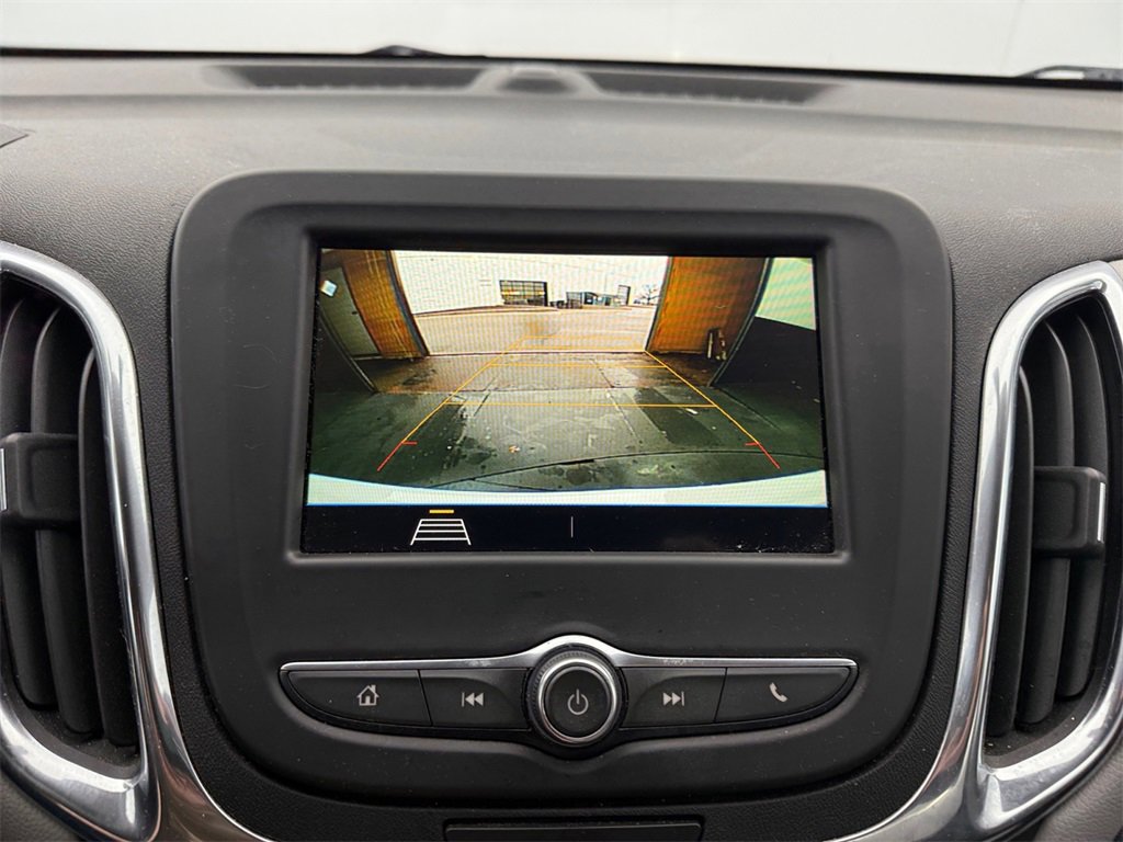 Used 2019 Chevrolet Equinox LS w/ LS Convenience Package image 18