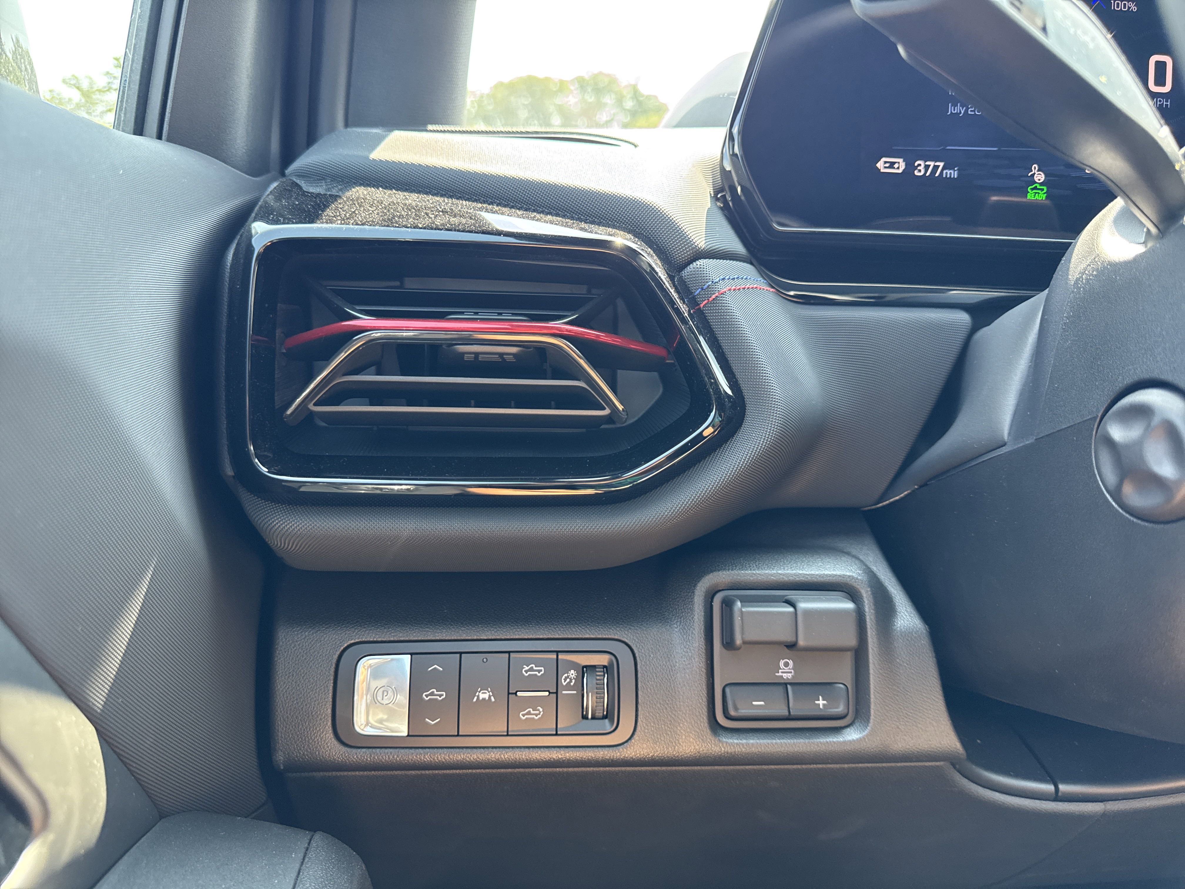 New 2025 Chevrolet Silverado EV RST image 26