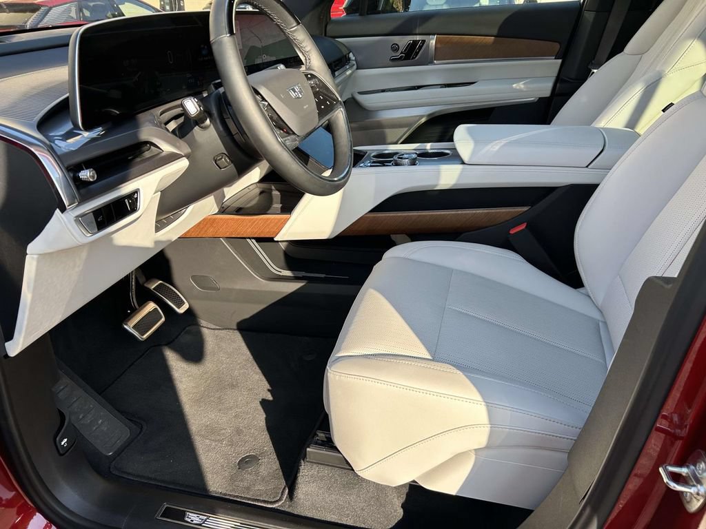 New 2026 Cadillac Vistiq Luxury AWD/4WD image 21