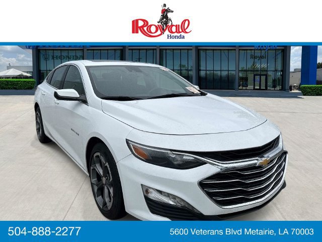 Used 2024 Chevrolet Malibu LT FWD image 1