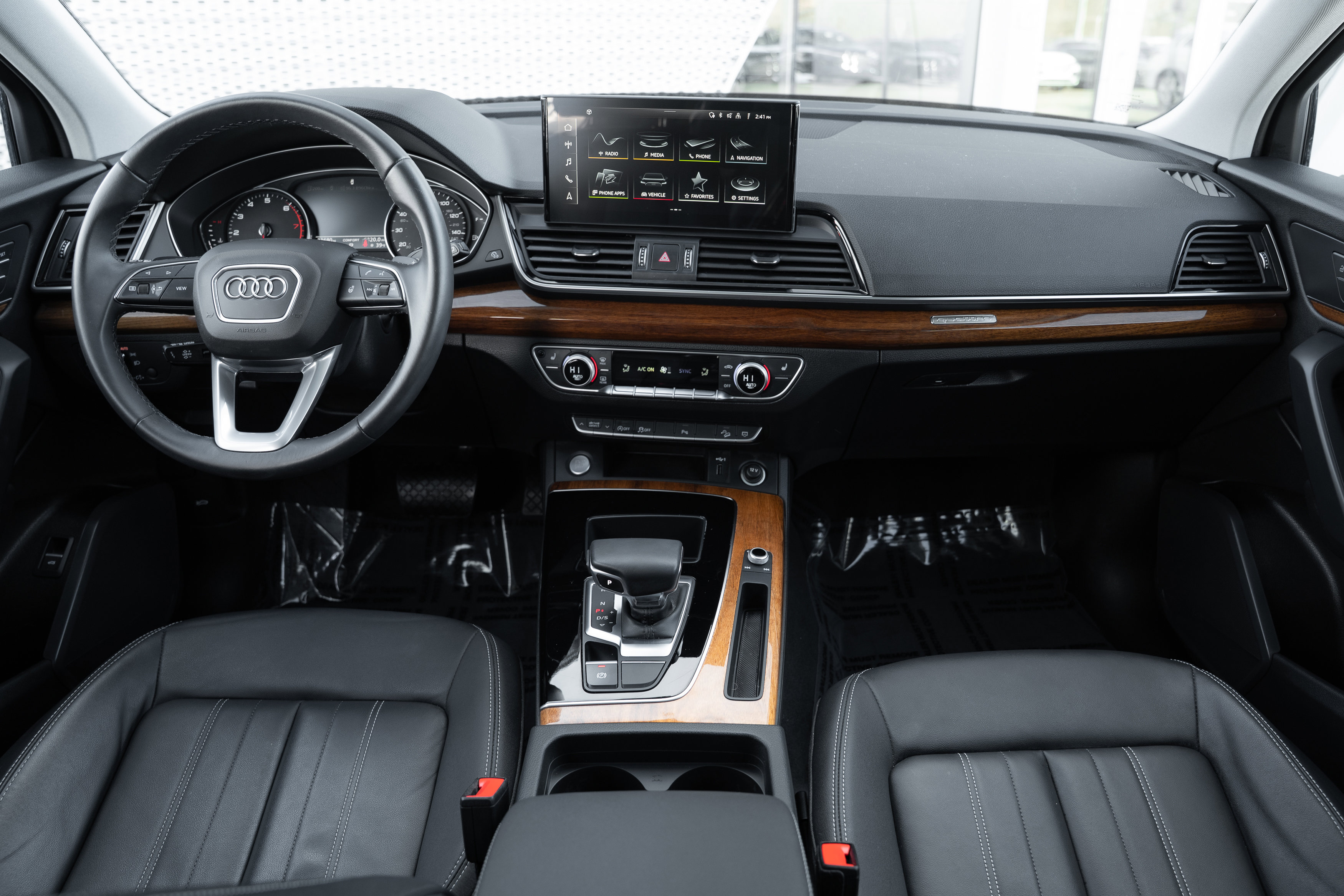 Certified 2023 Audi Q5 2.0T Premium w/ Convenience Package image 8
