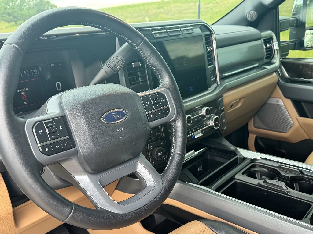 Used 2024 Ford F250 Lariat w/ Chrome Package image 20