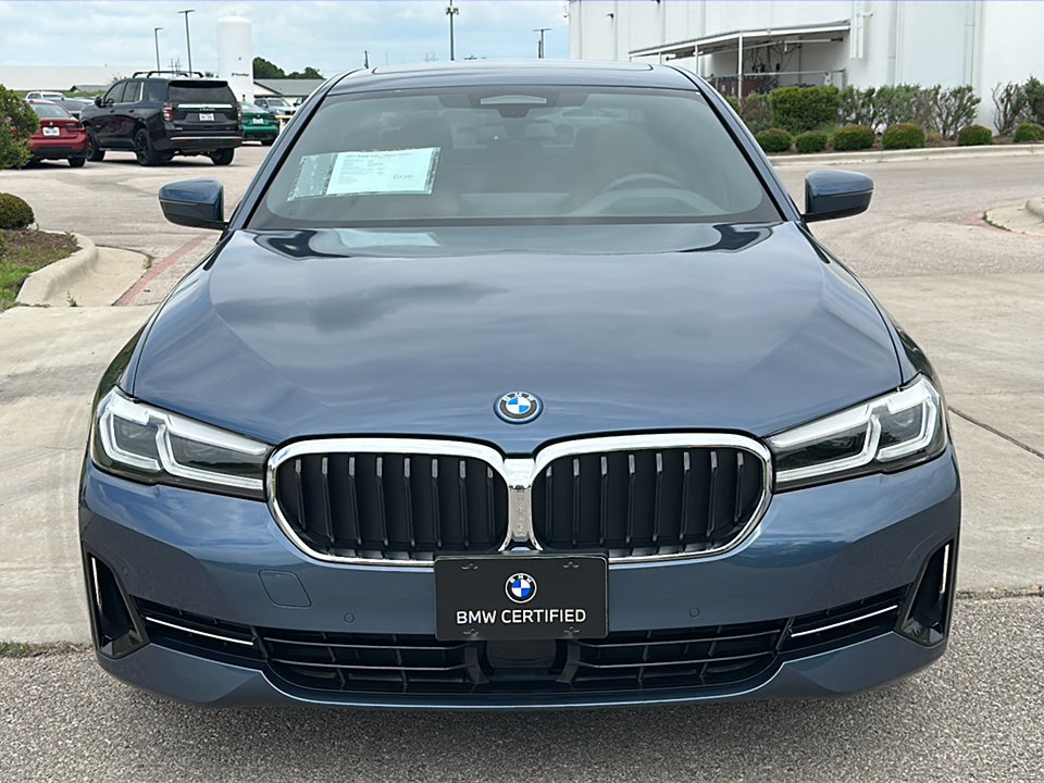 Certified 2023 BMW 530e xDrive w/ Premium Package image 11