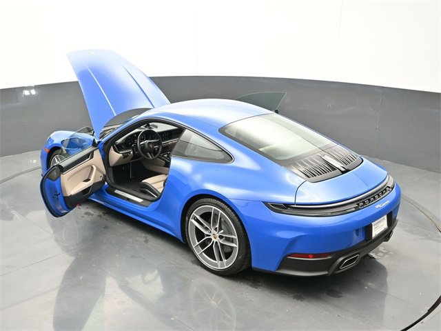 Certified 2025 Porsche 911 Carrera image 24